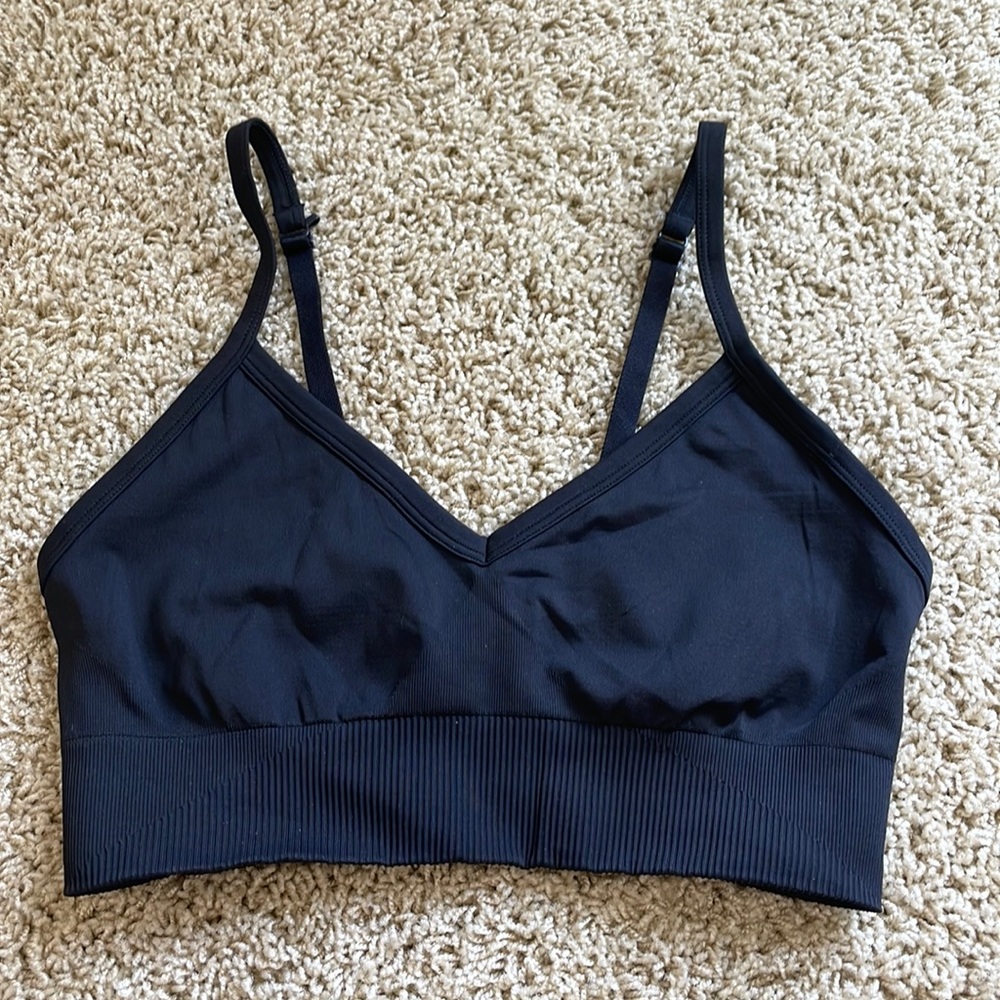 NEW Lululemon Ebb to Street Bra